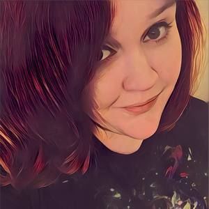 Meet your Posher, Adrienne